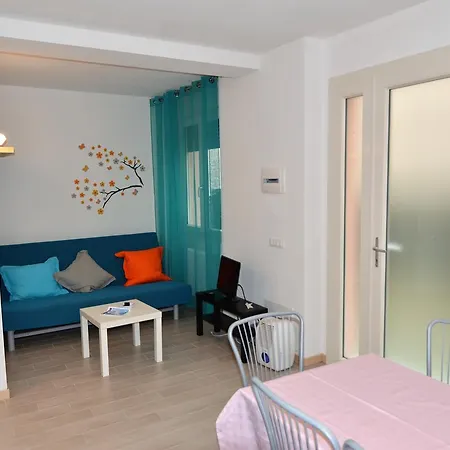 Rachel - Levanto, 5 Terre * Λεβάντο